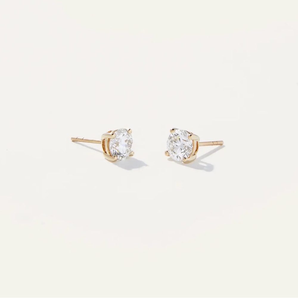 14K Gold Lab Grown Diamond 0,5 TCW Four-Prong Solitaire Studs